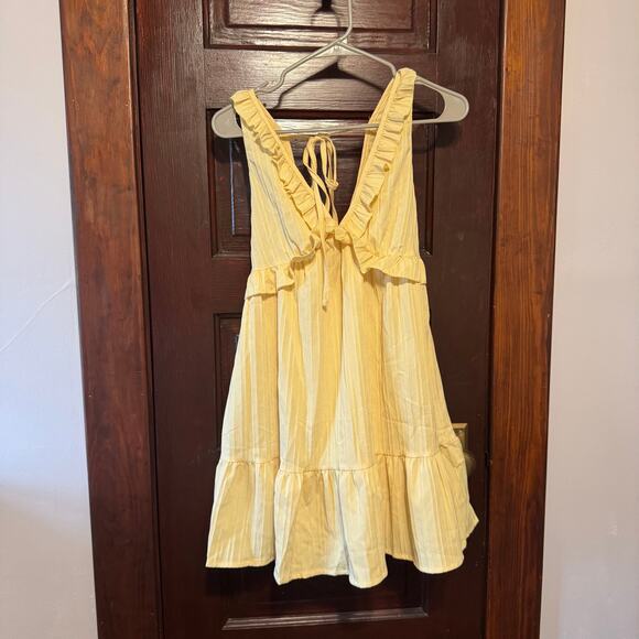 Butter Yellow Dress - Picture 1 of 3